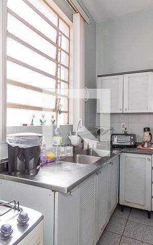Casa à venda com 150m², 3 quartos e 4 vagas Casa à venda com 150m², 3 quartos e 4 vagasCozinha