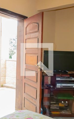 Casa à venda com 289m², 3 quartos e 3 vagas Casa à venda com 289m², 3 quartos e 3 vagasQuarto Suíte 2º Pavimento