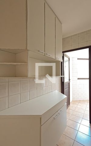 Apartamento à venda com 85m², 3 quartos e 1 vaga Apartamento à venda com 85m², 3 quartos e 1 vagaCozinha