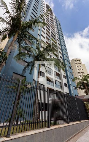 Apartamento à venda com 80m², 3 quartos e 2 vagasFachada