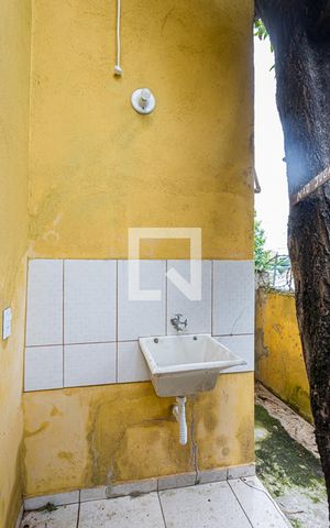 Casa para alugar com 20m², 1 quarto e sem vagaÁrea de Serviço