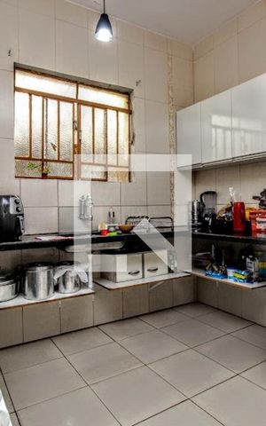 Casa à venda com 394m², 3 quartos e 1 vagaCozinha