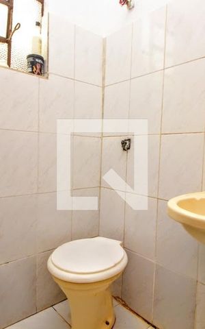 Casa à venda com 394m², 3 quartos e 1 vagaBanheiro 2