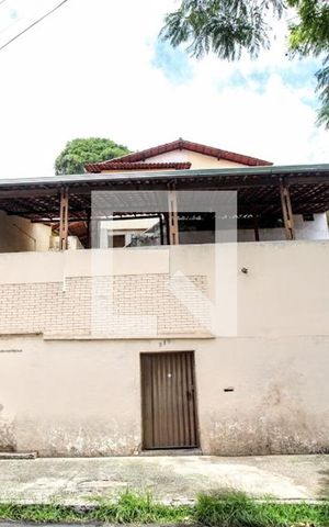 Casa à venda com 394m², 3 quartos e 1 vagaFachada