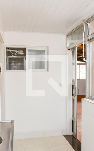 Apartamento para alugar com 107m², 3 quartos e 1 vaga Apartamento para alugar com 107m², 3 quartos e 1 vagaCozinha