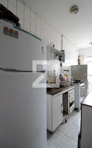 Apartamento para alugar com 98m², 2 quartos e 2 vagasCozinha