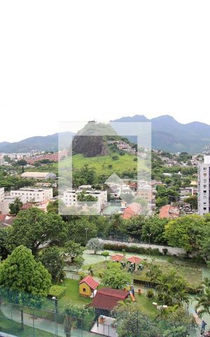 Apartamento para alugar com 98m², 2 quartos e 2 vagasVista do Quarto 01