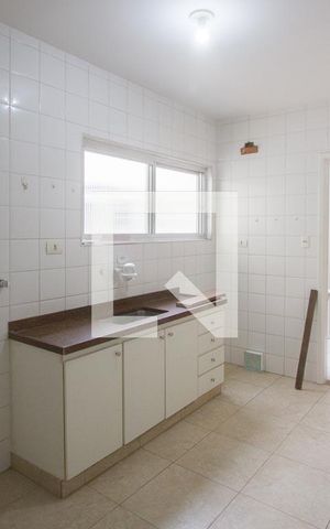 Apartamento à venda com 102m², 2 quartos e 1 vagaCozinha
