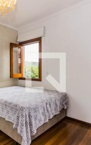 Casa à venda com 296m², 4 quartos e 2 vagas Casa à venda com 296m², 4 quartos e 2 vagasDormtiório 3