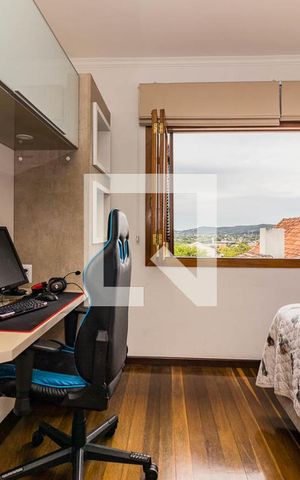 Casa à venda com 296m², 4 quartos e 2 vagas Casa à venda com 296m², 4 quartos e 2 vagasDormtiório 2