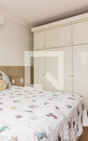 Casa à venda com 296m², 4 quartos e 2 vagas Casa à venda com 296m², 4 quartos e 2 vagasDormtiório 2