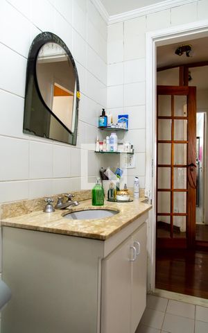 Apartamento à venda com 201m², 2 quartos e 3 vagasBanheiro Social