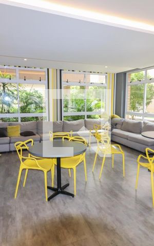 Apartamento à venda com 256m², 3 quartos e 3 vagas Apartamento à venda com 256m², 3 quartos e 3 vagasSalão de Jogos