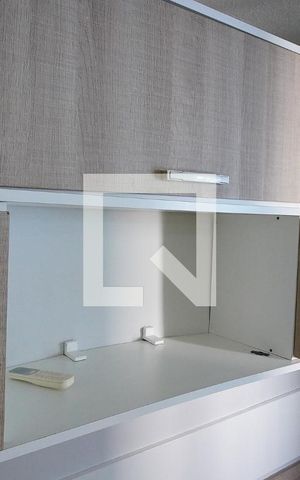 Apartamento à venda com 45m², 2 quartos e 1 vagaArmário