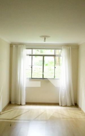 Apartamento para alugar com 55m², 2 quartos e 1 vagaSala