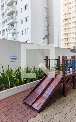 Apartamento para alugar com 57m², 2 quartos e 1 vagaÁrea comum - Playground
