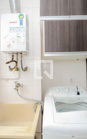 Apartamento para alugar com 49m², 2 quartos e 1 vagaÁrea de Serviço
