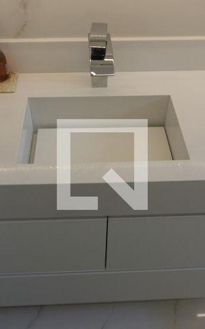 Apartamento à venda com 33m², 1 quarto e sem vagaBanheiro