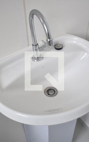 Apartamento para alugar com 43m², 2 quartos e sem vagaPia