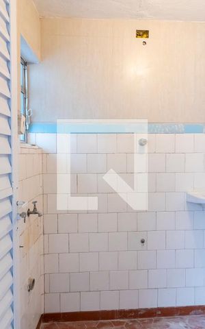 Casa para alugar com 36m², 1 quarto e sem vaga Casa para alugar com 36m², 1 quarto e sem vagaBanheiro/Área de Serviço
