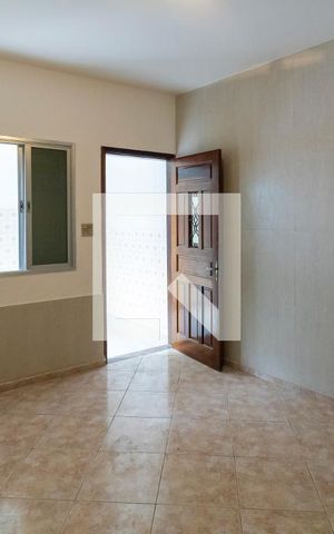 Casa para alugar com 36m², 1 quarto e sem vaga Casa para alugar com 36m², 1 quarto e sem vagaSala/Quarto
