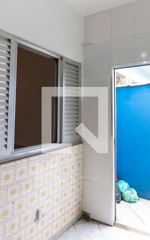 Casa para alugar com 36m², 1 quarto e sem vaga Casa para alugar com 36m², 1 quarto e sem vagaEntrada