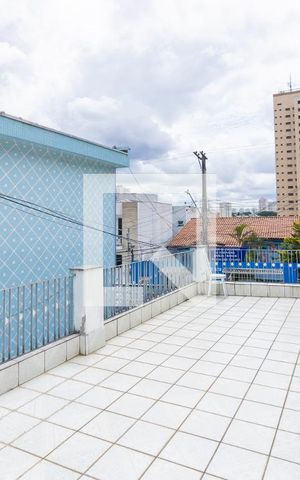 Casa para alugar com 36m², 1 quarto e sem vaga Casa para alugar com 36m², 1 quarto e sem vagaQuintal