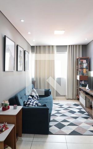 Apartamento à venda com 64m², 2 quartos e 1 vagaSala