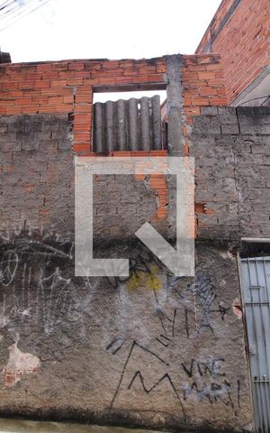 Casa para alugar com 50m², 2 quartos e sem vagaFachada