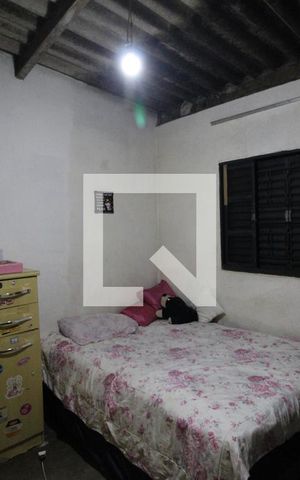 Casa para alugar com 50m², 2 quartos e sem vagaQuarto 1