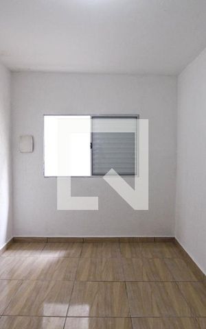 Casa à venda com 140m², 5 quartos e 1 vaga Casa à venda com 140m², 5 quartos e 1 vagaQuarto