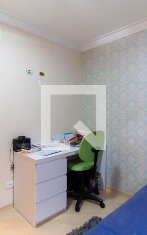 Casa à venda com 150m², 4 quartos e 8 vagas Casa à venda com 150m², 4 quartos e 8 vagasQuarto 02