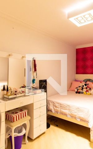 Casa à venda com 150m², 4 quartos e 8 vagas Casa à venda com 150m², 4 quartos e 8 vagasQuarto 03