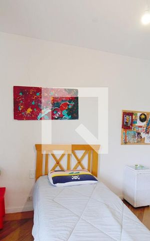 Casa à venda com 330m², 3 quartos e 3 vagasQuarto 3 