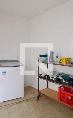 Casa à venda com 330m², 3 quartos e 3 vagasÁrea de Serviço