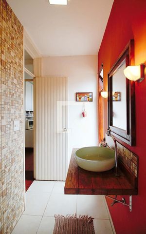 Casa à venda com 330m², 3 quartos e 3 vagasLavabo 2