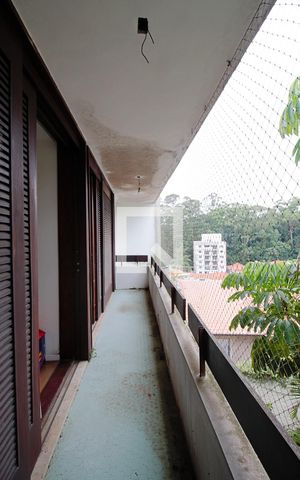 Casa à venda com 330m², 3 quartos e 3 vagasVaranda dos Quartos 2 e 3 