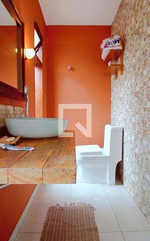 Casa à venda com 330m², 3 quartos e 3 vagasLavabo 2