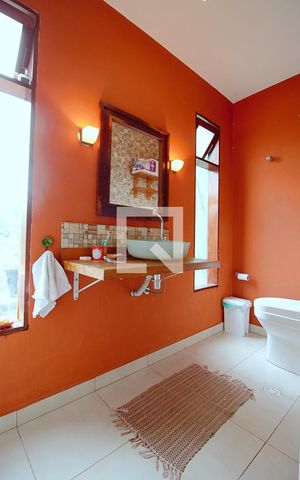 Casa à venda com 330m², 3 quartos e 3 vagasLavabo 2