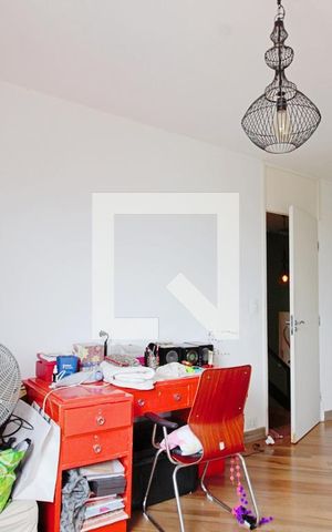Casa à venda com 330m², 3 quartos e 3 vagasSuíte 