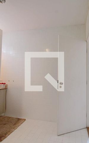 Casa à venda com 330m², 3 quartos e 3 vagasBanheiro da Suíte