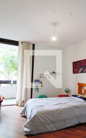 Casa à venda com 330m², 3 quartos e 3 vagasQuarto 3 