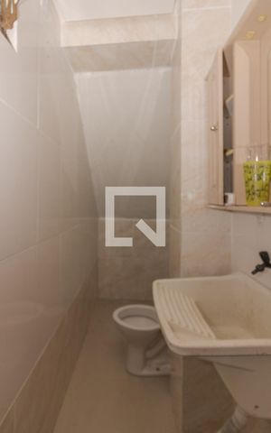 Casa à venda com 140m², 3 quartos e sem vaga Casa à venda com 140m², 3 quartos e sem vagalavabo