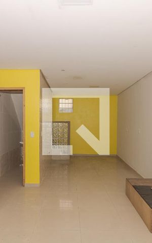 Casa à venda com 140m², 3 quartos e sem vaga Casa à venda com 140m², 3 quartos e sem vagaSala/Cozinha
