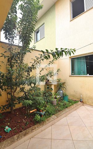 Casa à venda com 225m², 4 quartos e 4 vagasQuintal