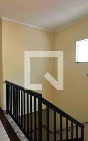 Casa à venda com 225m², 4 quartos e 4 vagasCorredor