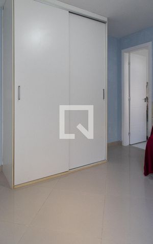Casa de condomínio à venda com 350m², 3 quartos e 1 vaga Casa de condomínio à venda com 350m², 3 quartos e 1 vagaSuíte 2