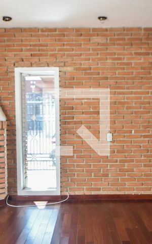 Casa para alugar com 150m², 3 quartos e 2 vagasSala 