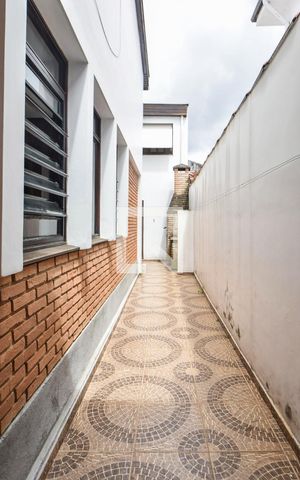 Casa para alugar com 150m², 3 quartos e 2 vagasCorredor 