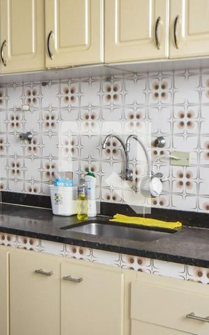 Casa para alugar com 150m², 3 quartos e 2 vagasCozinha 